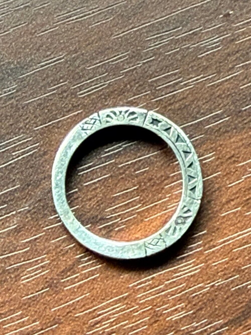 Vintage Southwestern Sterling Silver Stamped Ring with Triangle and Sun Motif - Picture 2 of 6